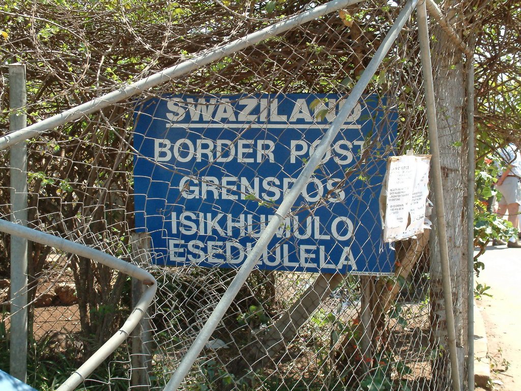 07-Swaziland Border post.jpg - Swaziland Border post